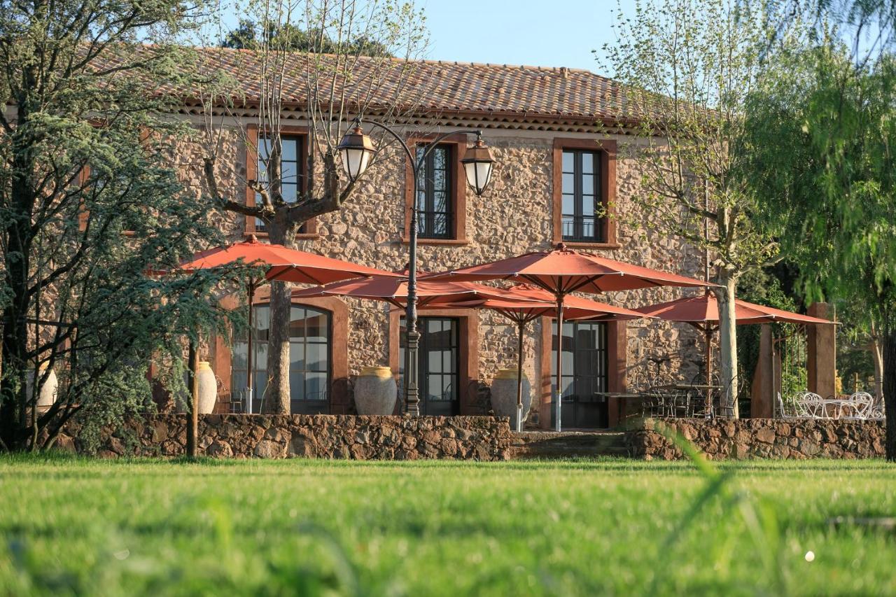 Chateau Saint Roux Le Luc-Le Cannet Des Maures Buitenkant foto